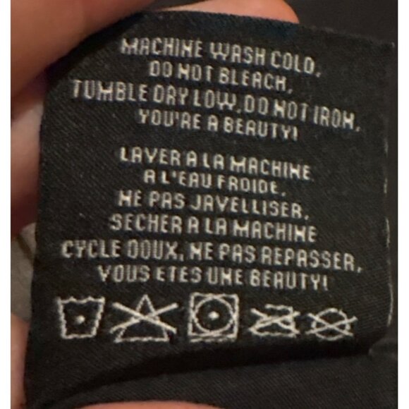 Gongshow Womens Black V-Neck Hockey Mask Graphic T-Shirt L 100% Cotton - Picture 7 of 10